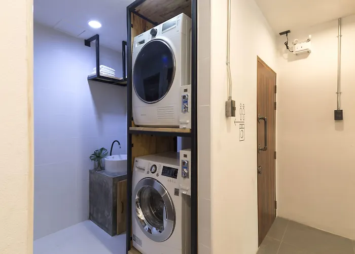 Timber Hostel กรุงเทพมหานคร